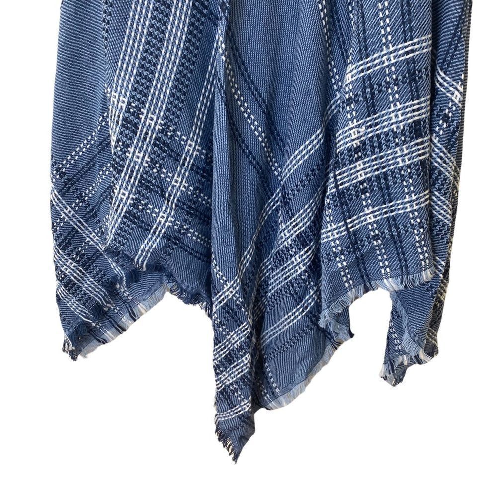 🎉LC Lauren Conrad Blue Plaid Wrap Shawl - Picture 7 of 9